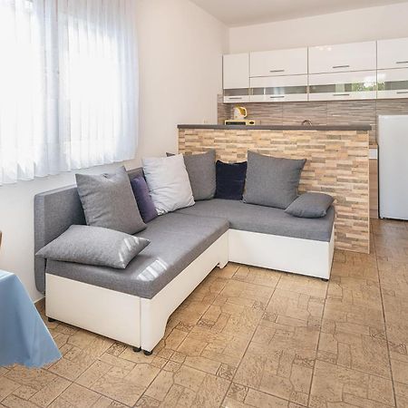 Apartments Magla With Terrace Baska  Exterior photo